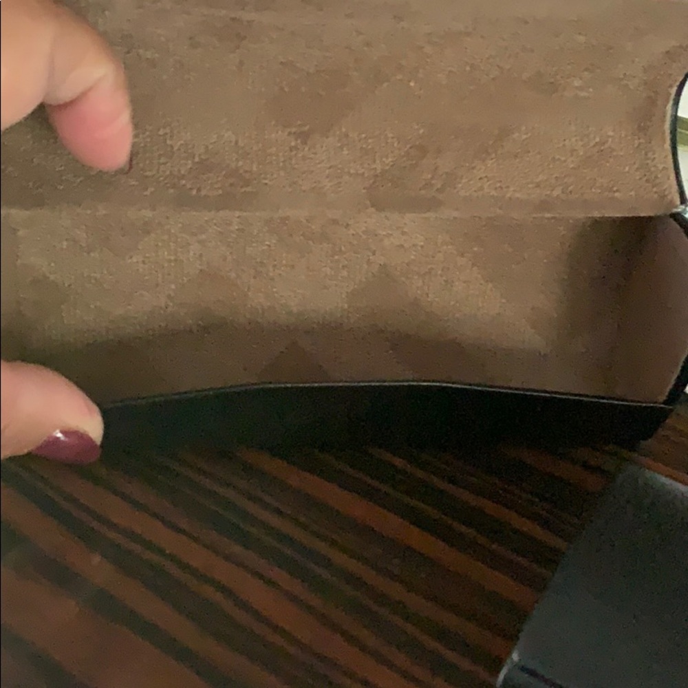 Burberry - Picture 6 of 6